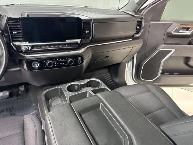 used 2022 Chevrolet Silverado 1500 car, priced at $34,209