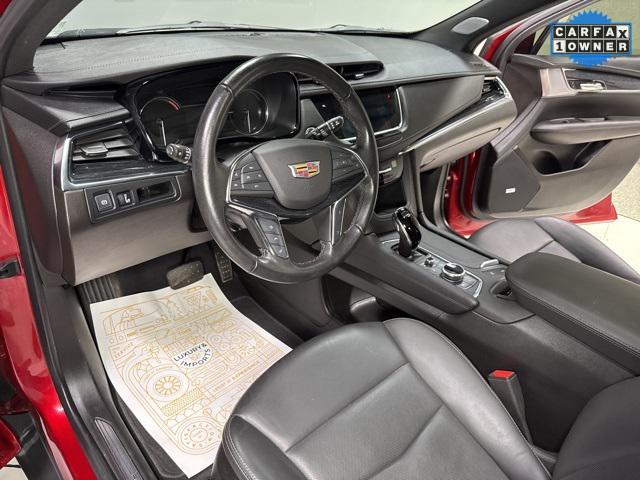used 2022 Cadillac XT5 car, priced at $34,000