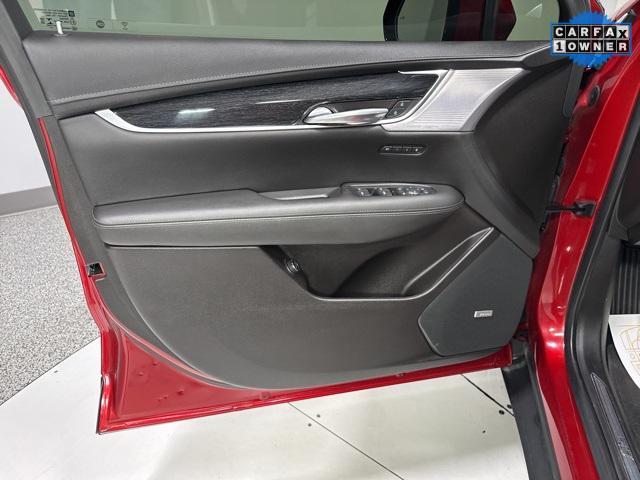 used 2022 Cadillac XT5 car, priced at $34,000