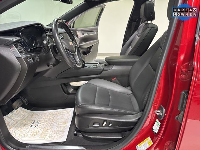 used 2022 Cadillac XT5 car, priced at $34,000