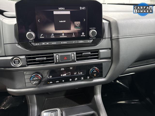 used 2024 Nissan Pathfinder car, priced at $25,000