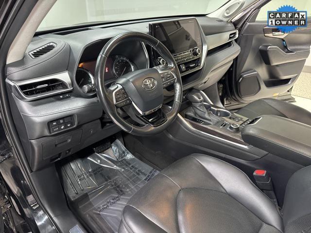 used 2020 Toyota Highlander car, priced at $37,000
