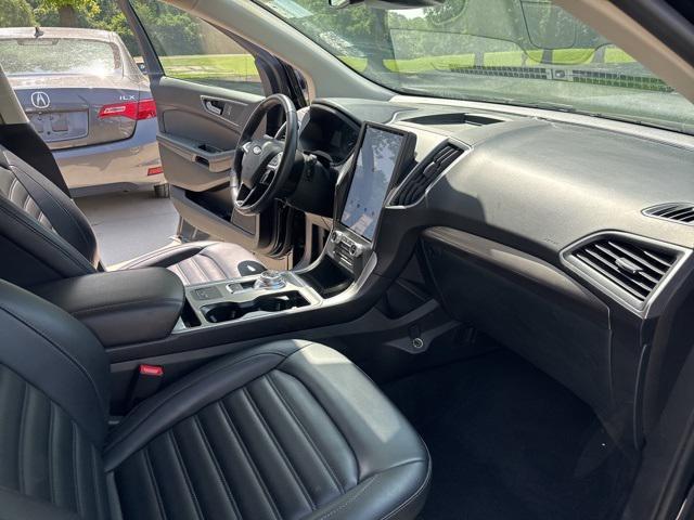 used 2024 Ford Edge car, priced at $25,000