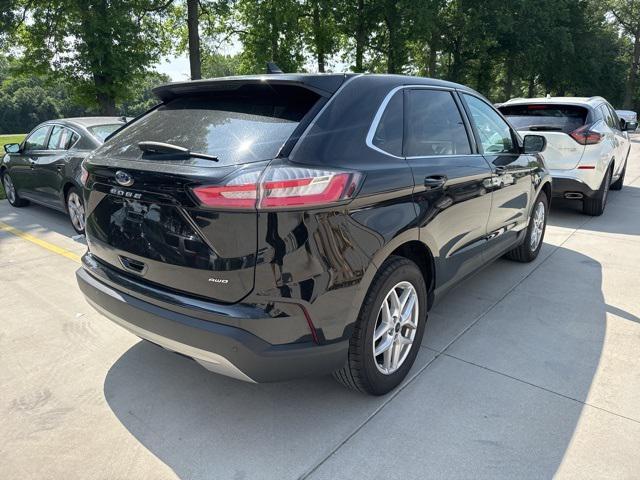 used 2024 Ford Edge car, priced at $25,000