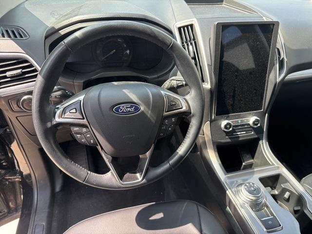 used 2024 Ford Edge car, priced at $25,000