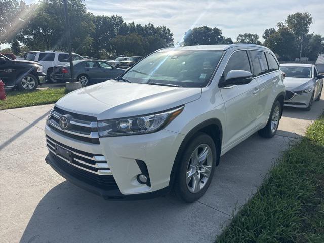 used 2017 Toyota Highlander car, priced at $27,985