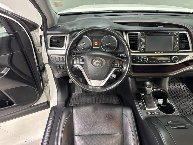 used 2018 Toyota Highlander car, priced at $29,465