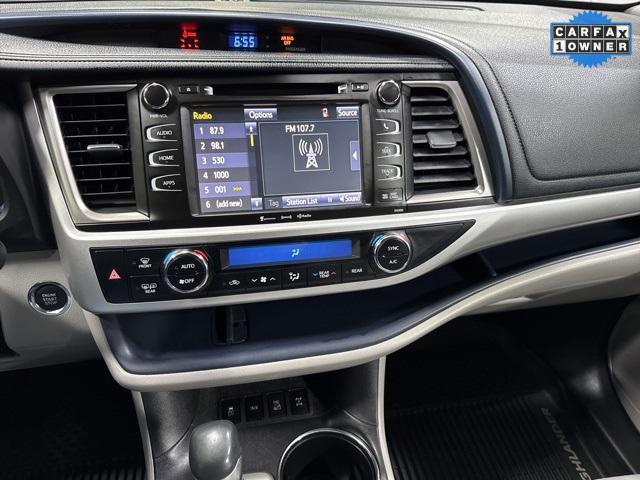 used 2019 Toyota Highlander car, priced at $28,985