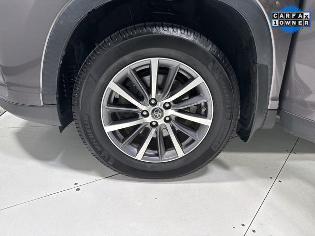 used 2019 Toyota Highlander car, priced at $28,985