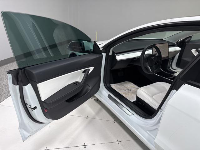 used 2019 Tesla Model 3 car, priced at $21,000
