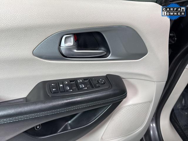 used 2017 Chrysler Pacifica Hybrid car, priced at $19,998