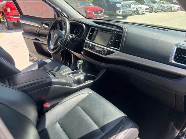 used 2019 Toyota Highlander car, priced at $29,578