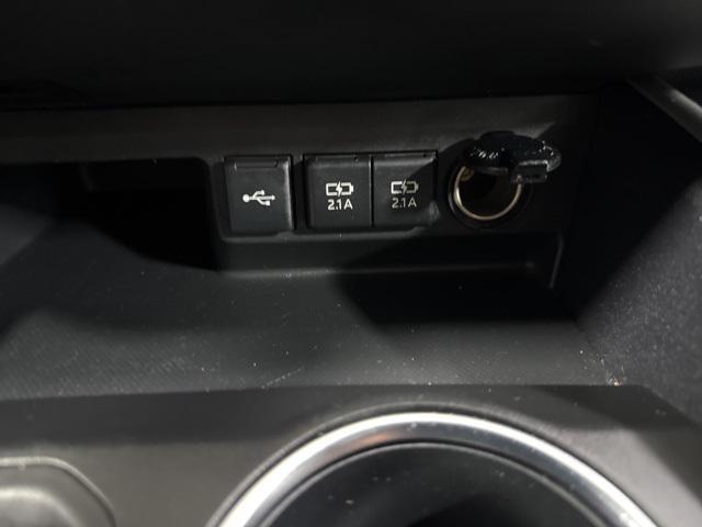 used 2021 Toyota Highlander car, priced at $26,689