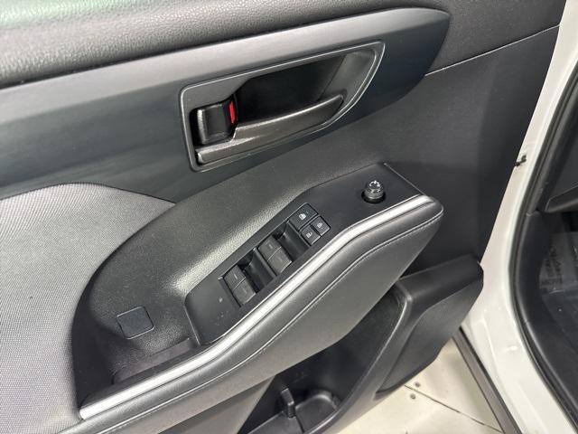 used 2021 Toyota Highlander car, priced at $26,689