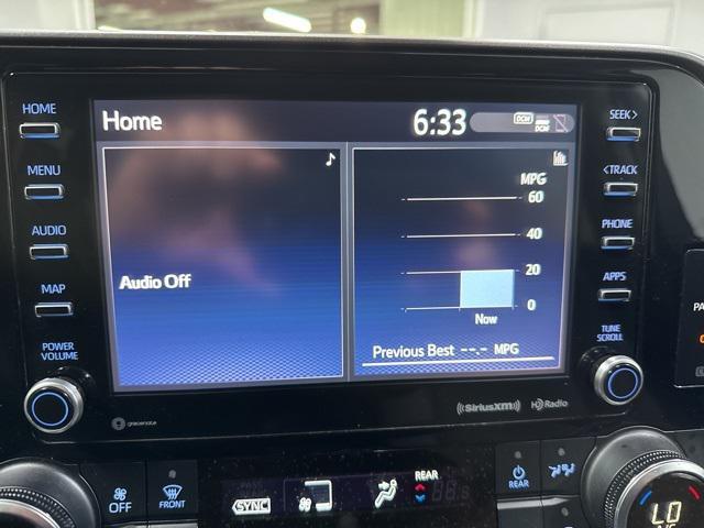 used 2021 Toyota Highlander car, priced at $26,689