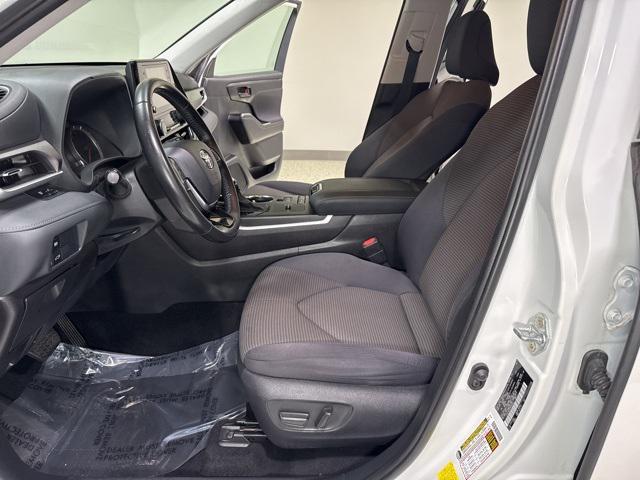 used 2021 Toyota Highlander car, priced at $26,689