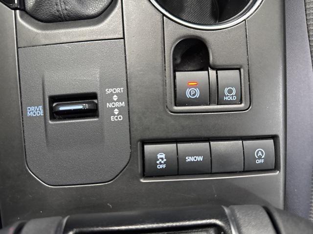 used 2021 Toyota Highlander car, priced at $26,689