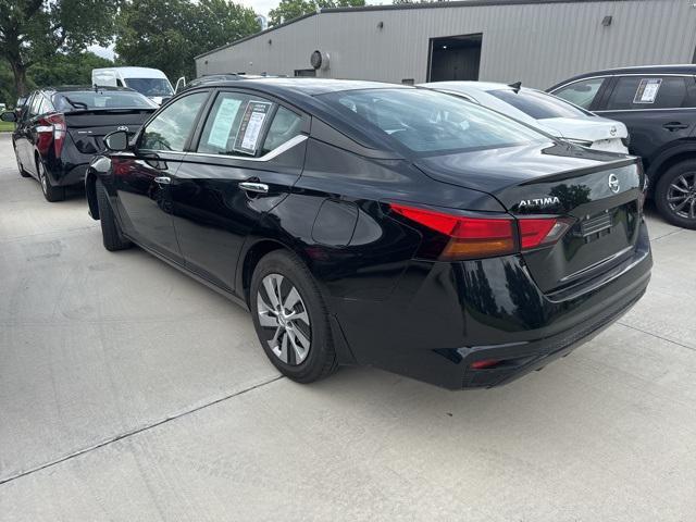 used 2022 Nissan Altima car, priced at $20,000