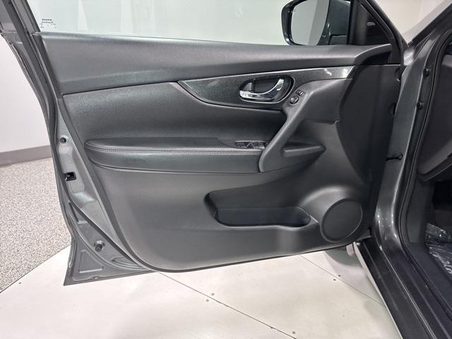 used 2015 Nissan Rogue car, priced at $12,700