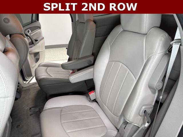 used 2015 Buick Enclave car, priced at $11,000
