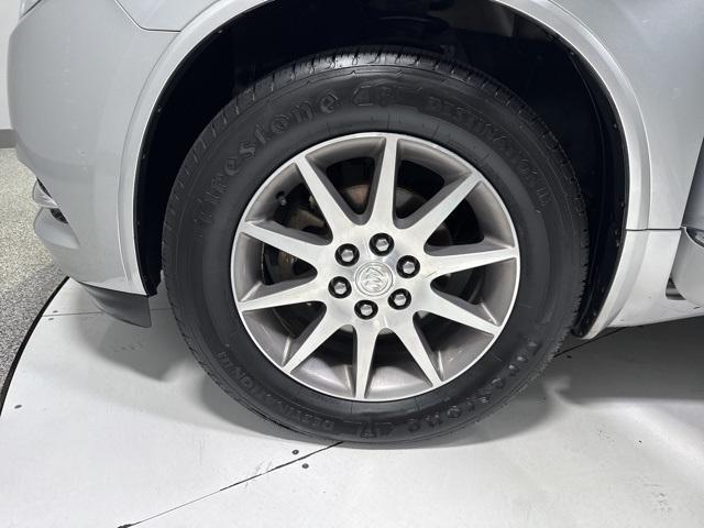 used 2015 Buick Enclave car, priced at $11,000