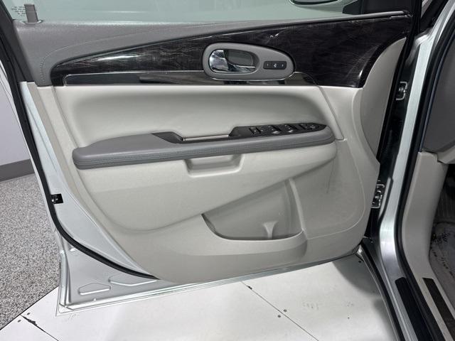 used 2015 Buick Enclave car, priced at $11,000