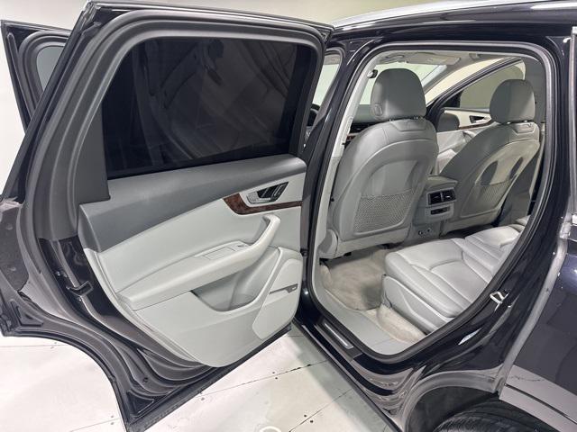 used 2019 Audi Q7 car, priced at $23,500