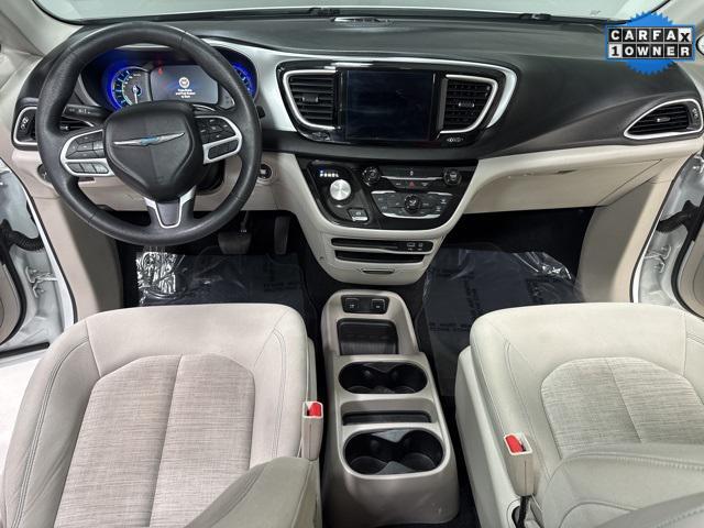 used 2018 Chrysler Pacifica Hybrid car, priced at $15,000
