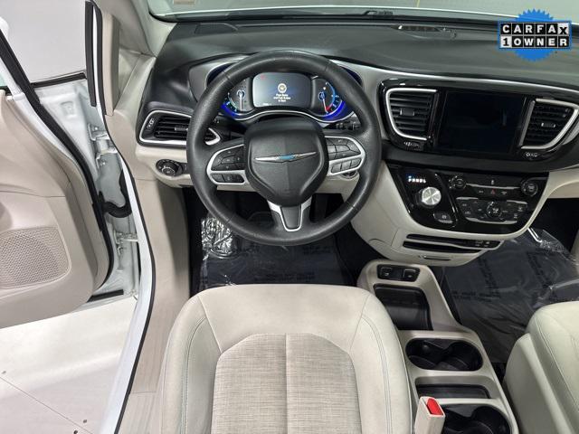 used 2018 Chrysler Pacifica Hybrid car, priced at $15,000