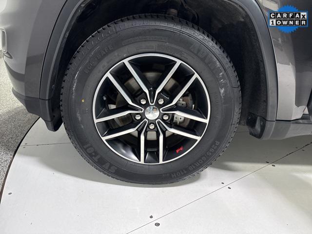 used 2017 Jeep Grand Cherokee car, priced at $19,448