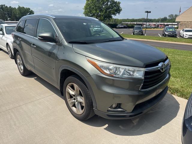 used 2016 Toyota Highlander car, priced at $25,000