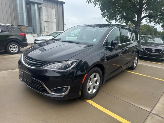 used 2017 Chrysler Pacifica Hybrid car, priced at $22,000