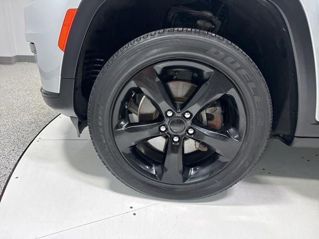 used 2022 Jeep Grand Cherokee L car, priced at $31,208