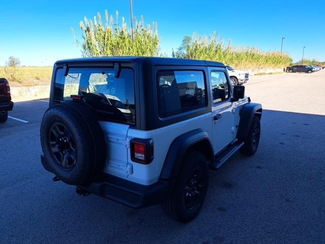 new 2025 Jeep Wrangler car, priced at $35,754