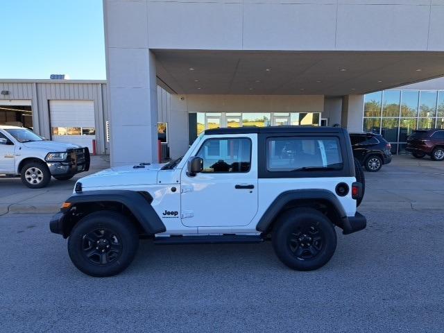 new 2025 Jeep Wrangler car, priced at $35,754