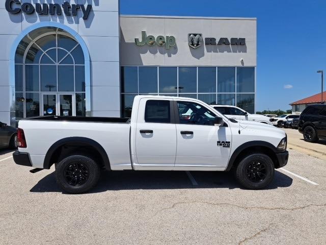 new 2024 Ram 1500 Classic car, priced at $44,386