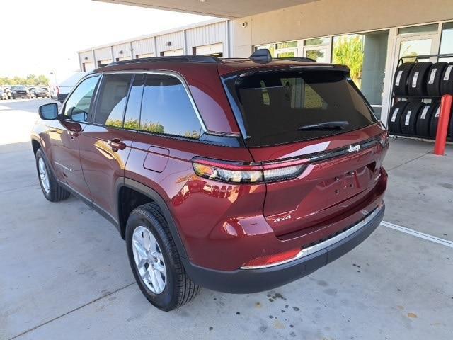 new 2025 Jeep Grand Cherokee car, priced at $39,075