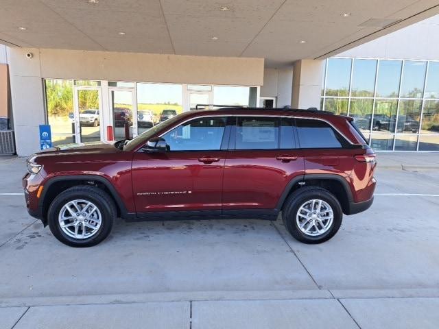 new 2025 Jeep Grand Cherokee car, priced at $39,075