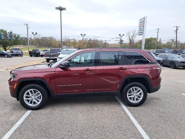 new 2025 Jeep Grand Cherokee car, priced at $35,499