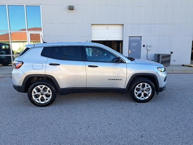 new 2025 Jeep Compass car, priced at $27,376