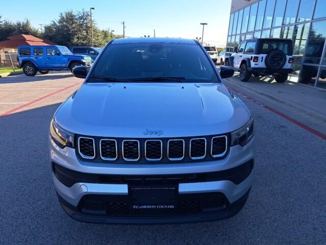 new 2025 Jeep Compass car, priced at $27,376