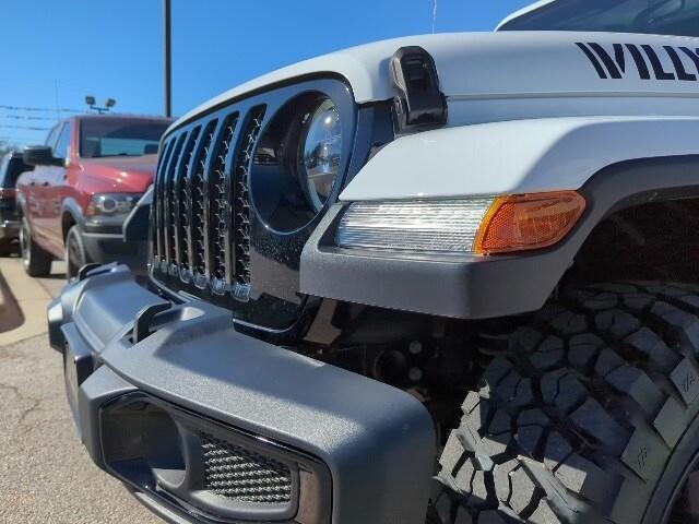 new 2023 Jeep Gladiator car, priced at $60,787