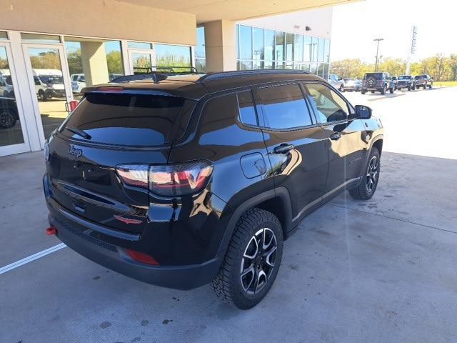 new 2025 Jeep Compass car, priced at $34,944