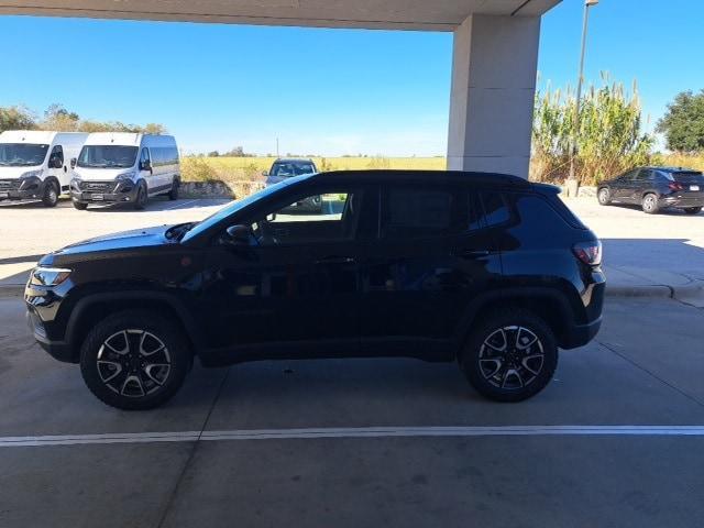 new 2025 Jeep Compass car, priced at $34,944