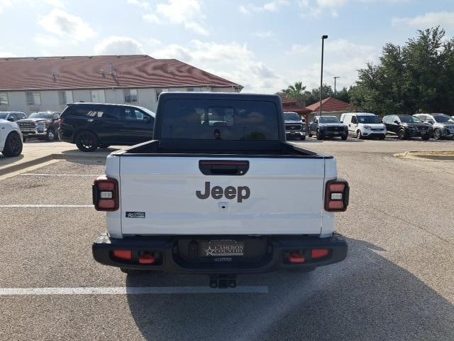 new 2024 Jeep Gladiator car, priced at $46,853