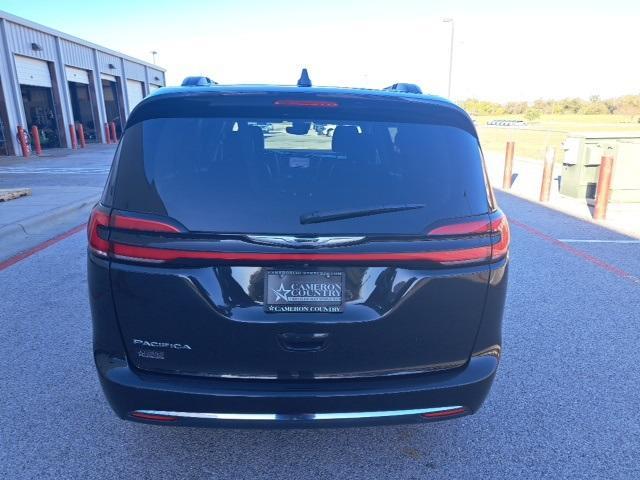 used 2022 Chrysler Pacifica car, priced at $22,098