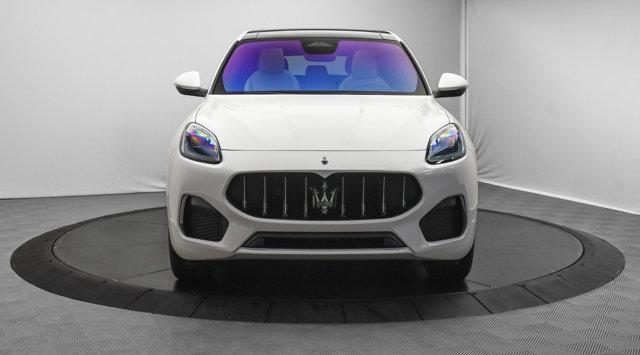 new 2024 Maserati Grecale car, priced at $68,995