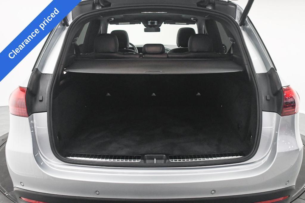 used 2024 Mercedes-Benz GLE 450 Plug-In Hybrid car, priced at $52,699