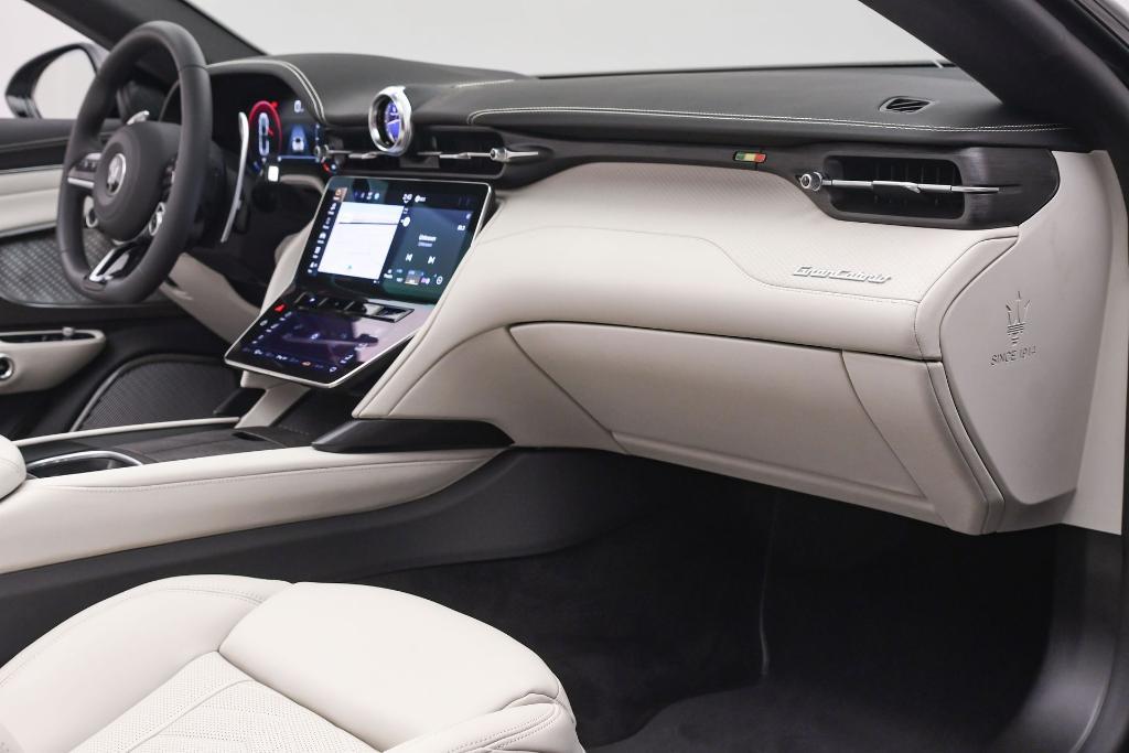 new 2025 Maserati GranCabrio car