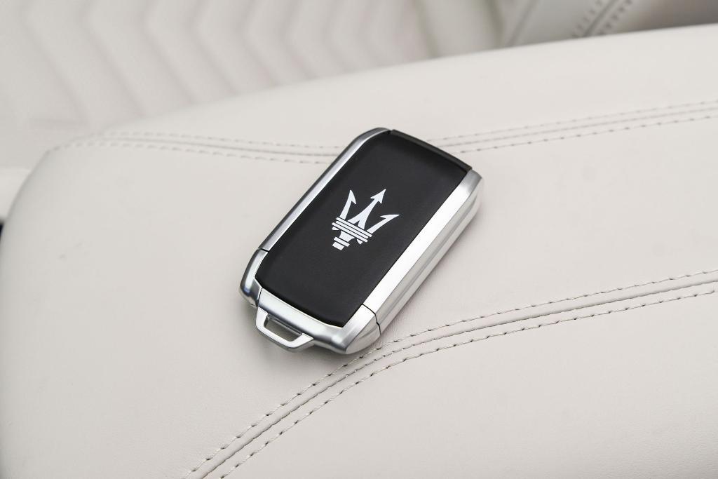 new 2025 Maserati GranCabrio car